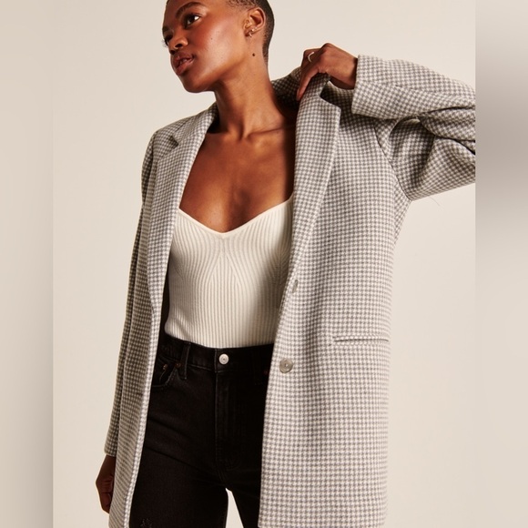 Abercrombie & Fitch Jackets & Blazers - Abercrombie & Fitch Wool Blend Blazer Coat Medium Gray Houndstooth Single Breast